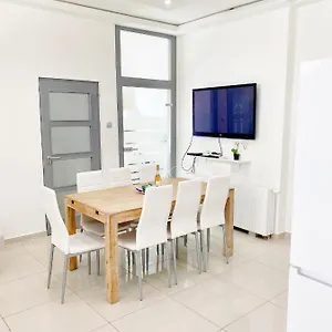 Apartament Luxury In The Centre Ac Parking Garden, Budapeszt